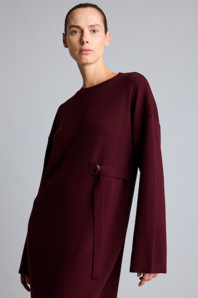 Relax Fit Crew Neck Knit Dress