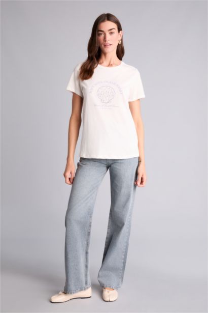 İşlemeli Kısa Kollu Tişört