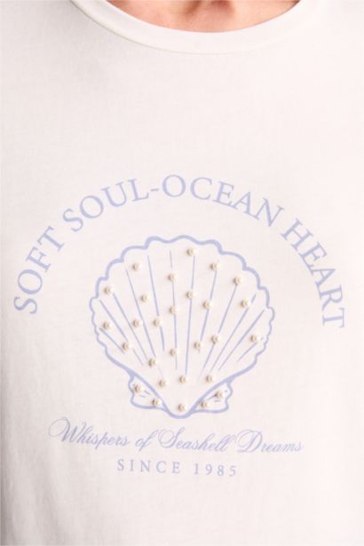 İşlemeli Kısa Kollu Tişört