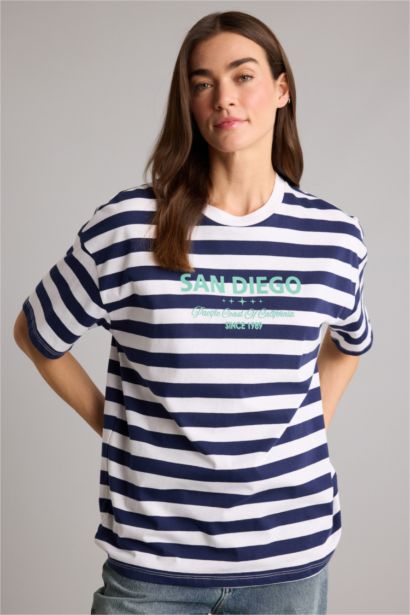 Oversıze Çizgili Tişört