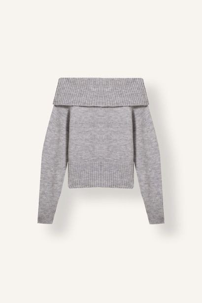 Slim Fit Off-Shoulder Pullover