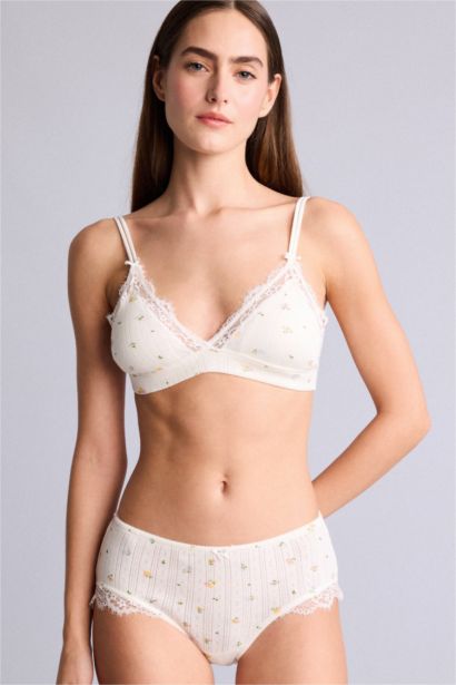 Lace Detail with Removable Pads Bra