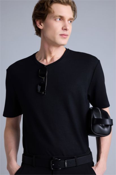 Man Short Sleeve T-Shirt