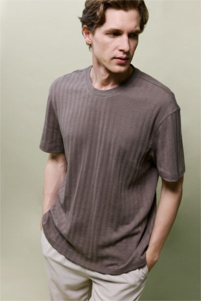 Regular Fıt Kısa Kollu Tişört