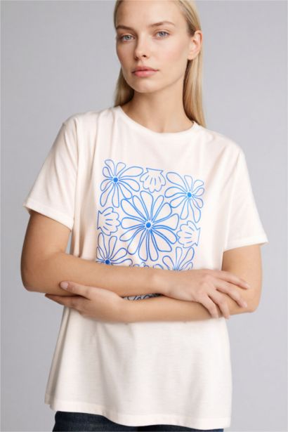 Regular Fıt Çiçekli Tişört