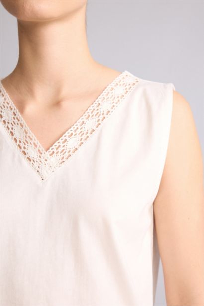 Relax Fıt V Yaka Atlet