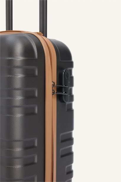 Unisex Sert Kapaklı Küçük Boy Valiz