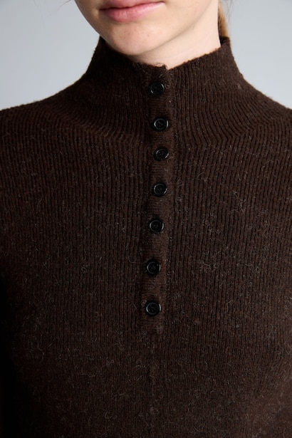 Pull à col semi-montant Coupe ajustée