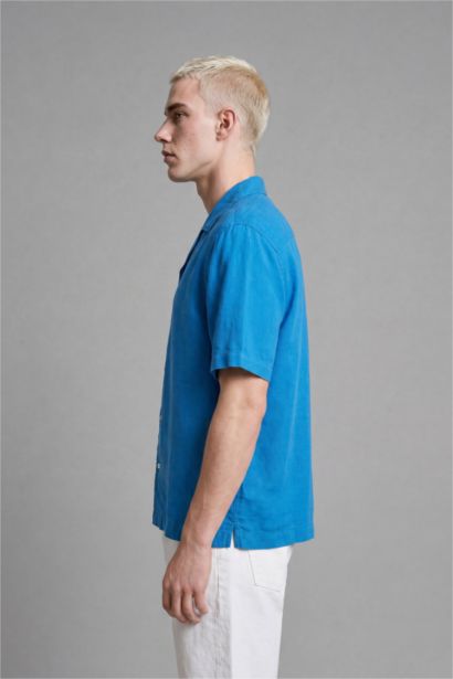 Boxy Fit Sensual Short Sleeve Shirt