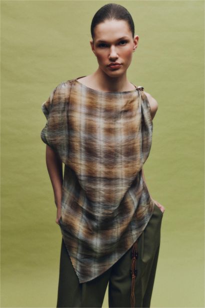 Regular Fıt Kareli Modal Kolsuz Bluz