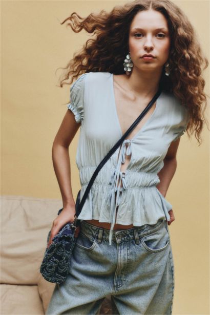 Slim Fit V-Neck Short Sleeve Blouse