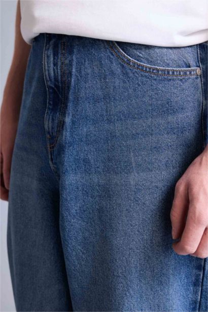 Regular Hem Jeans