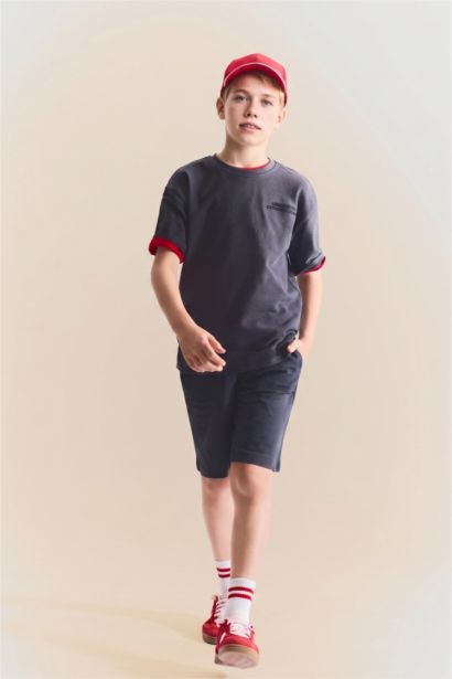 Short Coupe régulière pour garçon