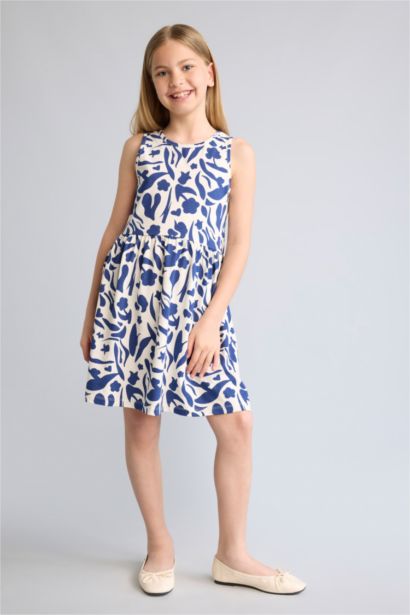 Regular Fit Sleeveless Knitted Dress