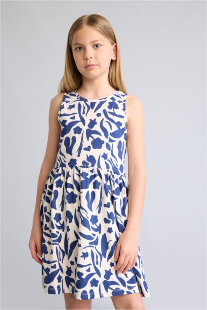 Regular Fit Sleeveless Knitted Dress