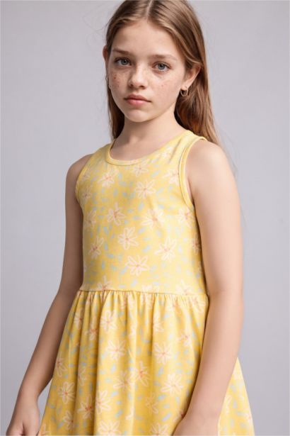 Regular Fit Sleeveless Knitted Dress