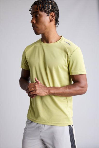 Standard Fit Short Sleeve T-Shirt