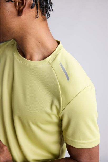 Standard Fit Short Sleeve T-Shirt