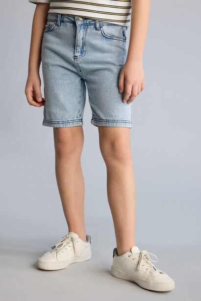 Short en jean Coupe régulière pour garçon