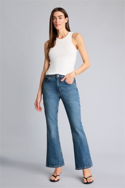 Afra x Defacto Crop Flare Fit Regular Waist Jeans