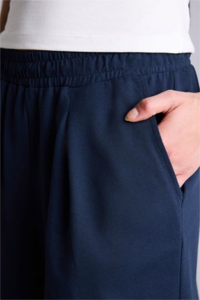 Standard Fit Pique Short Leg Shorts