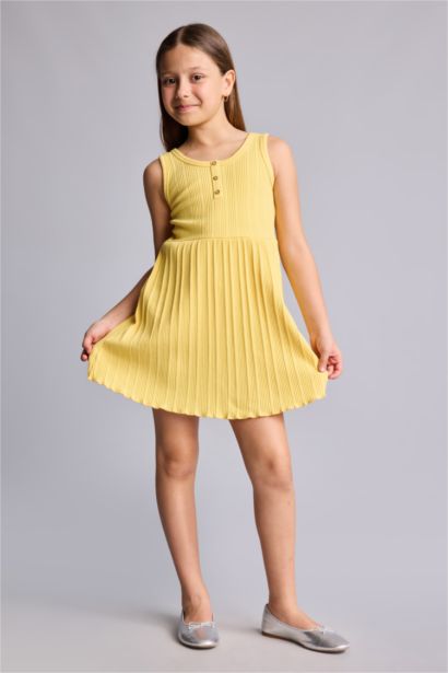 Sleeveless Knitted Dress