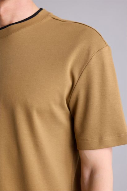 Kısa Kollu Tişört