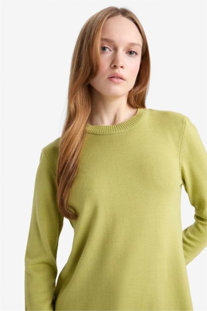 Regular Fit Bisiklet Yaka Yırtmaçlı Basic Düz Triko Kazak Tunik