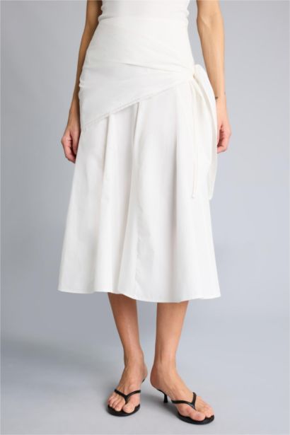 Afra x Defacto A-Line Regular Waist Poplin Midi Skirt
