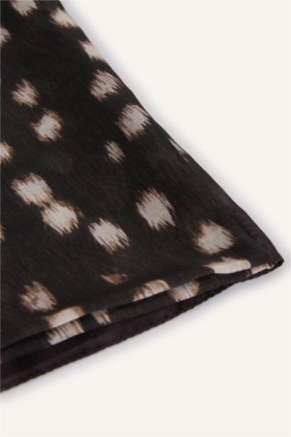 Kadın Desenli Şal