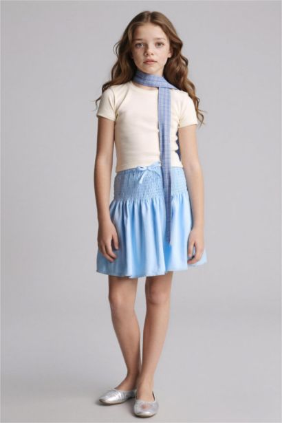 Keten Görünümlü Kız Çocuk