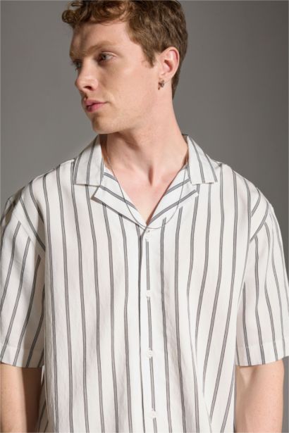 Chemise boxy à manches courtes