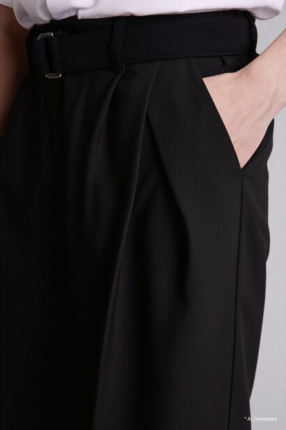 Wide Leg Pleated Trousers