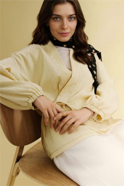 Regular Fit V-Neck Crinkle Fabric Blazer