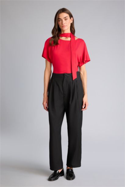 Slim Fit Boat Neck Shawl Detail T-Shirt