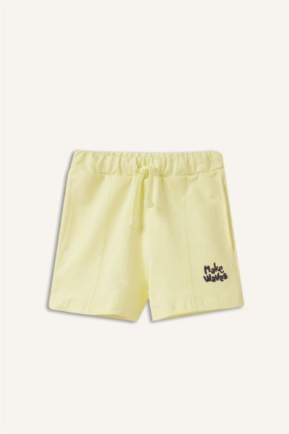 Regular Fit Elastic Band Shorts