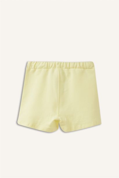 Regular Fit Elastic Band Shorts