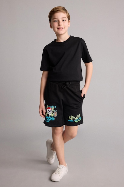 Oversize Fit Shorts