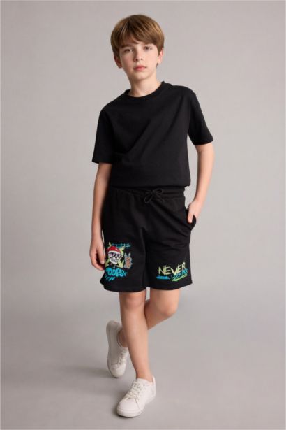 Oversize Fit Shorts