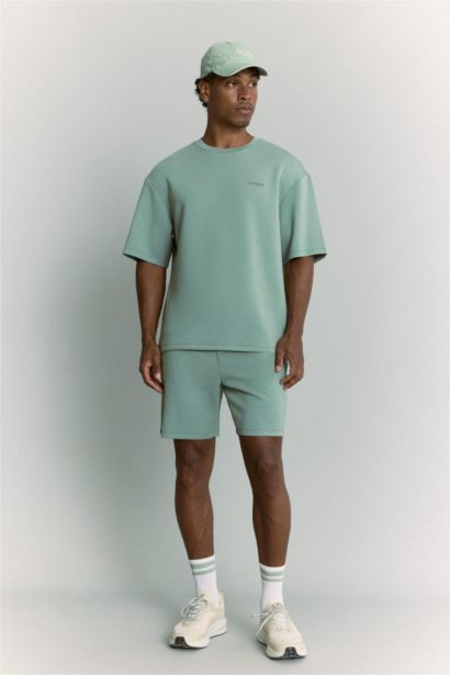 Standard Fit