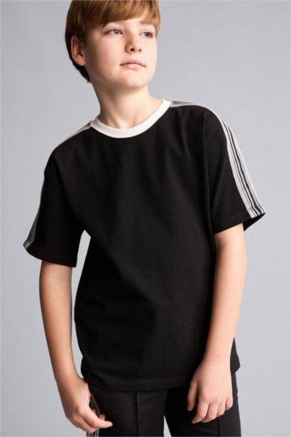 Oversize Fit Short Sleeve T-Shirt