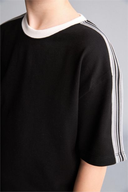 Oversize Fit Short Sleeve T-Shirt
