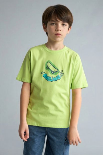 Футболка New Regular Fit для мальчиков с круглым вырезом принтом и коротким рукавом