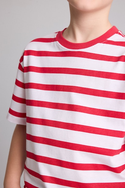 %100 Pamuk New Regular Fit Çizgili Tişört Erkek Çocuk