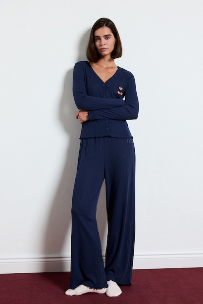 Regular Fit Uzun Kollu Geniş Paça Pijama Takımı