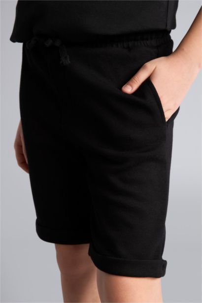 شورت ولادي بيكيه قصة عادية