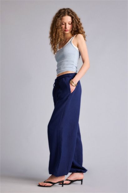 Balloon Fıt Çift Cepli Normal Bel Standart Boy Müslin Pantolon