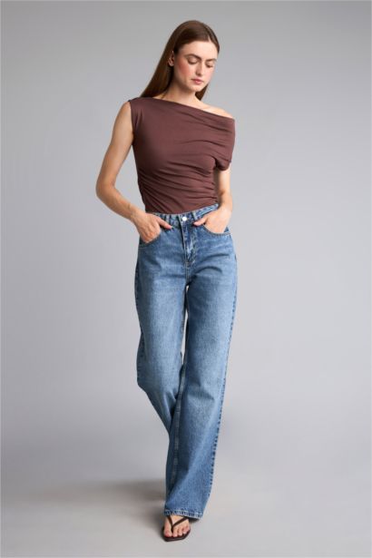 Slim Fit Boat Collar Tank Top