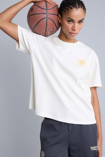 NBA Relax Fit Short Sleeve T-Shirt