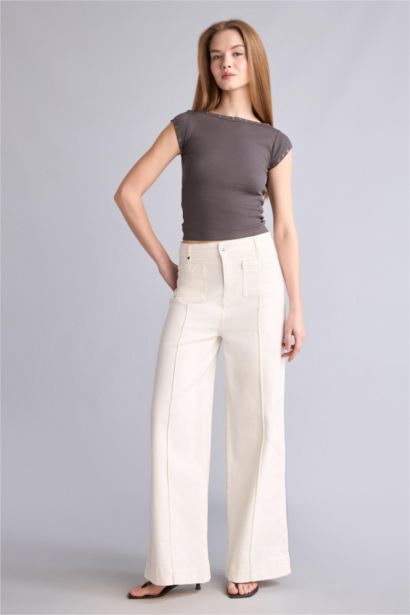 Short Wide Leg High Waist Jeans
